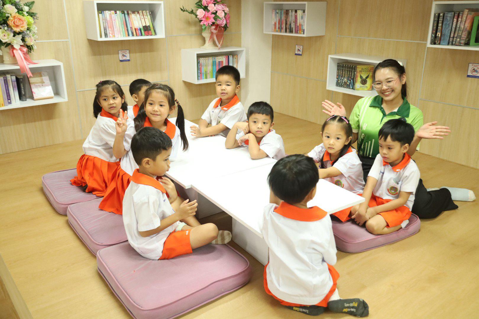 18. กิจกรรมทัวร์ "ห้องสมุด" นักเรียน ระดับชั้นอนุบาล 3 โรงเรียนอนุบาลราชภัฏกำแพงเพชร